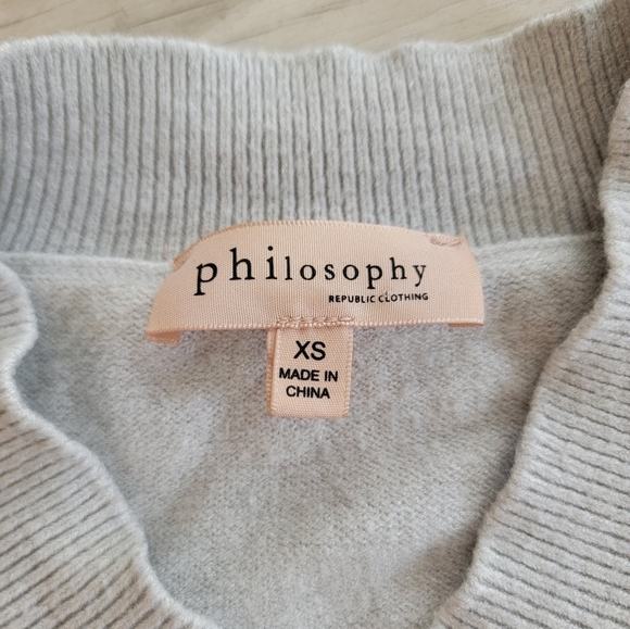 Philosophy Soft Gray V-Neck Sweater - Picture 2 of 9